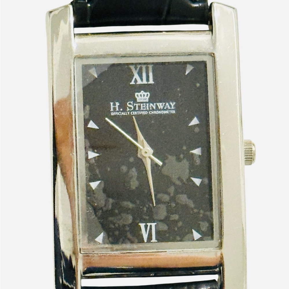 H. Steinway Rectangular Men’s Quartz Watch – Sealed Glass – Tested and working - Picture 5 of 10